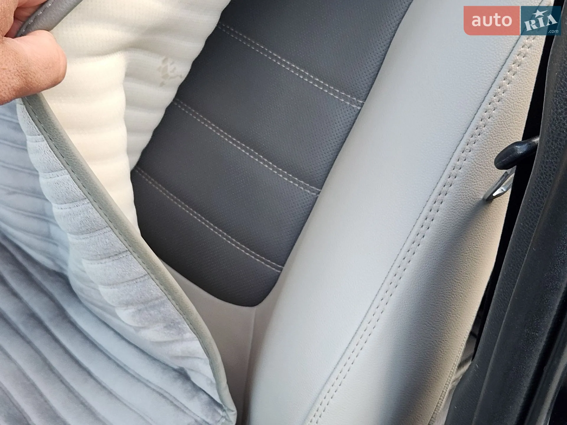 2024 Toyota RAV 4 - мініатюра 42