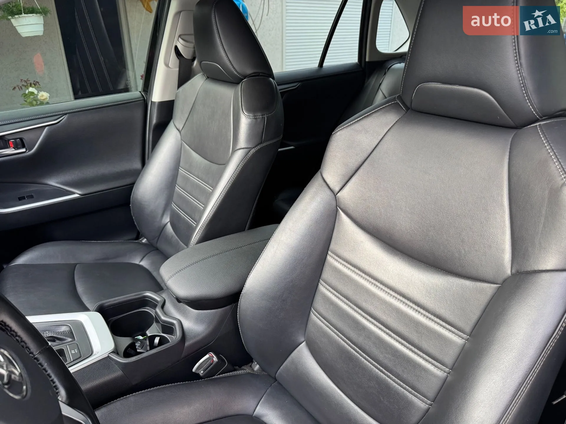 2019 Toyota RAV 4 - мініатюра 20