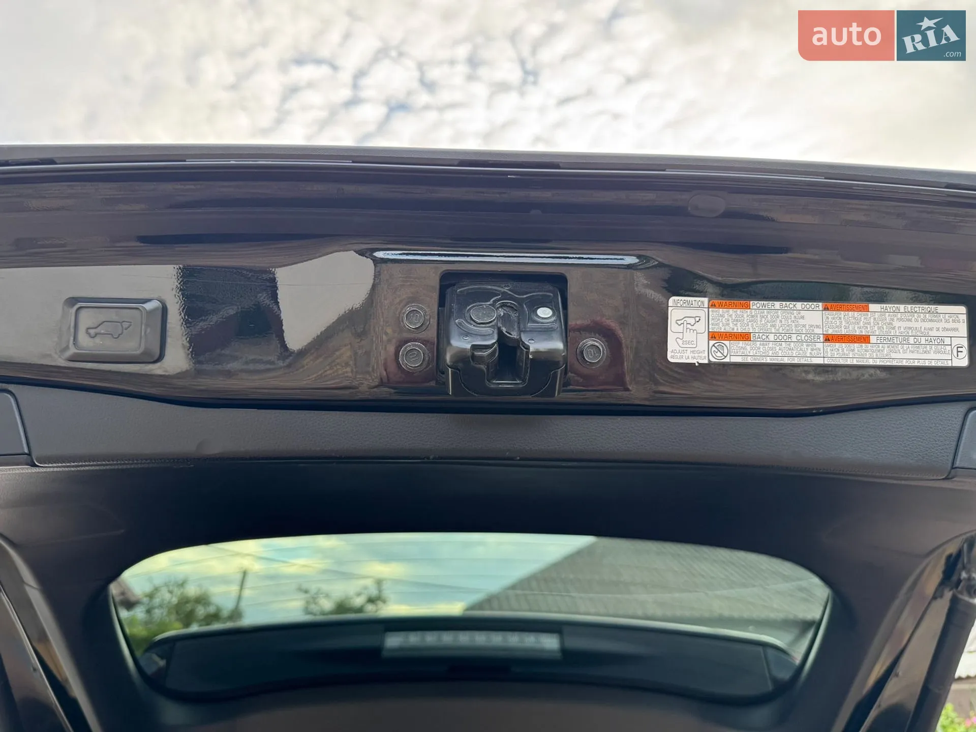 2019 Toyota RAV 4 - мініатюра 26