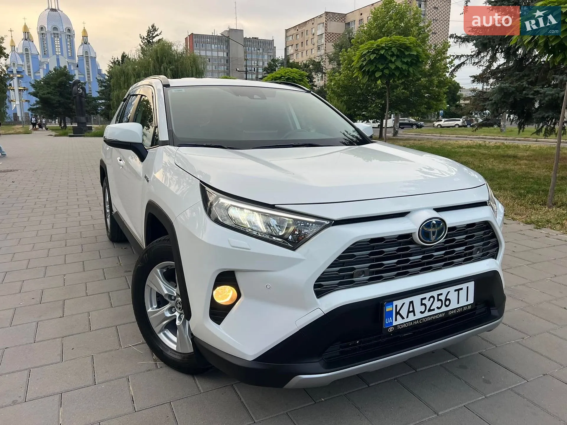 2020 Toyota RAV 4 - мініатюра 5