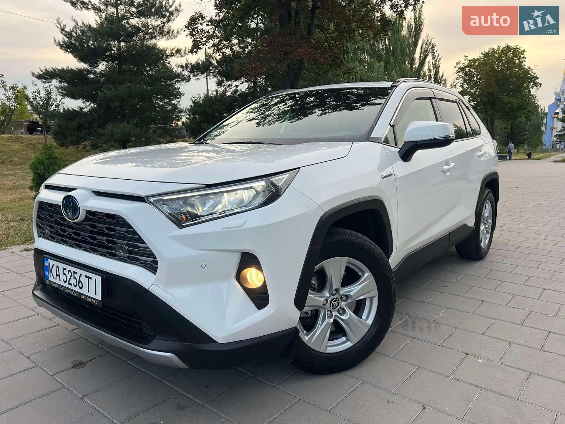 2020 Toyota RAV 4 - мініатюра 23