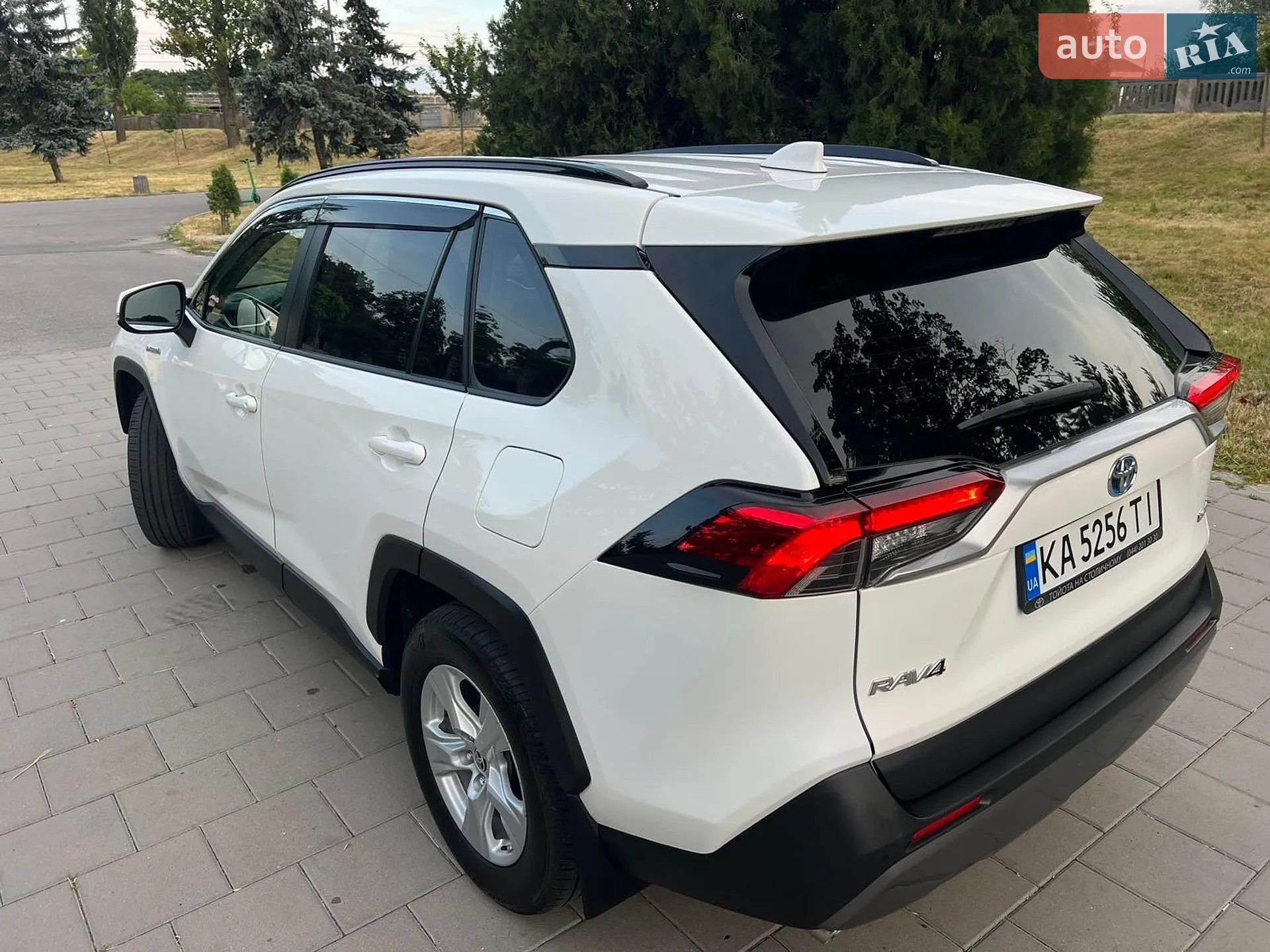 2020 Toyota RAV 4 - мініатюра 35