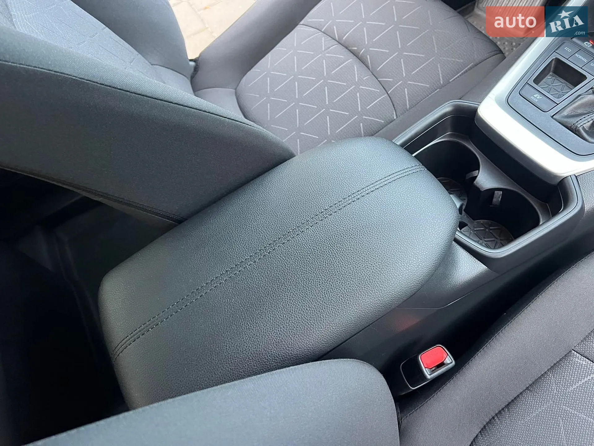 2020 Toyota RAV 4 - мініатюра 66