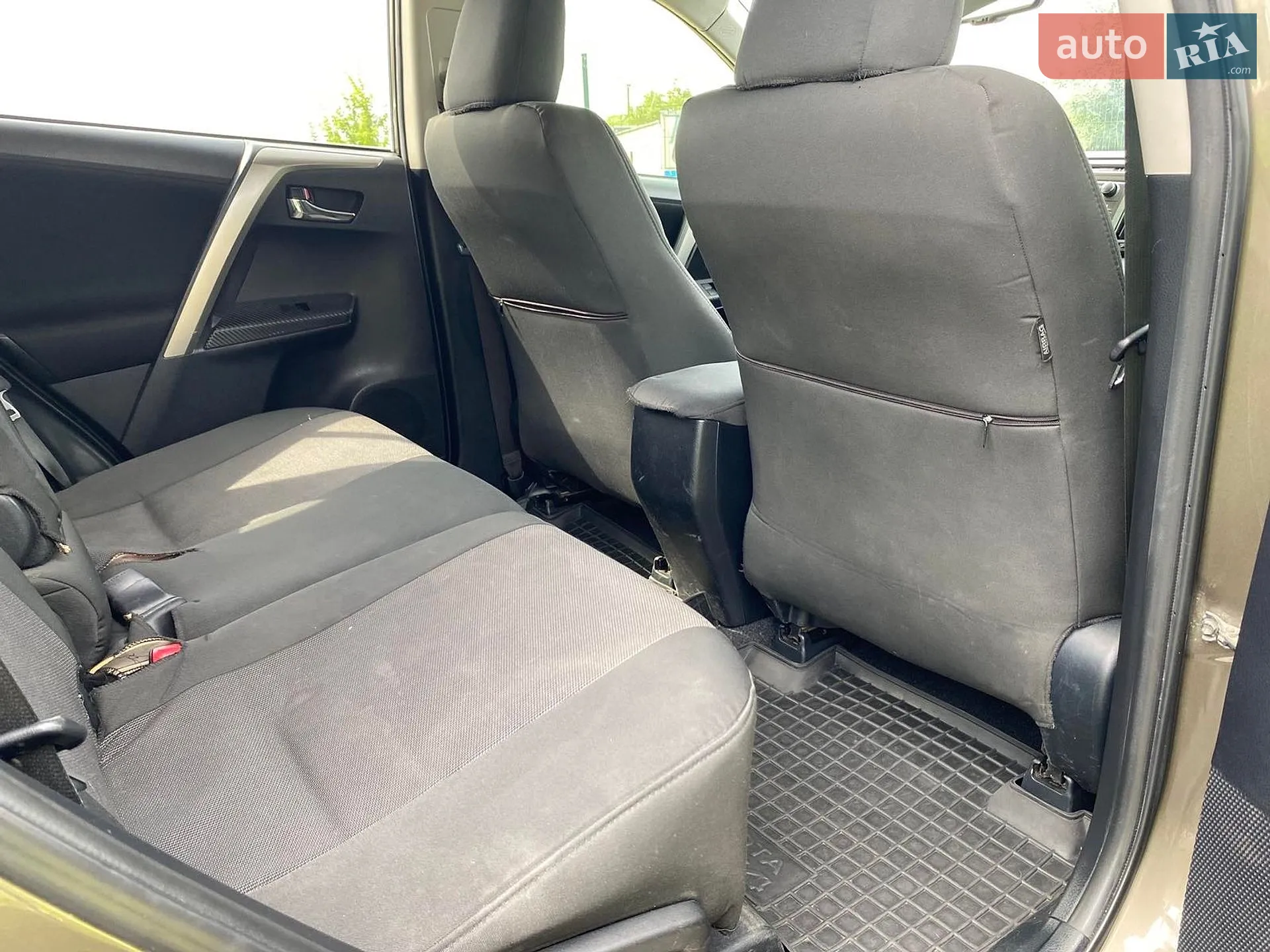 2013 Toyota RAV 4 - мініатюра 9