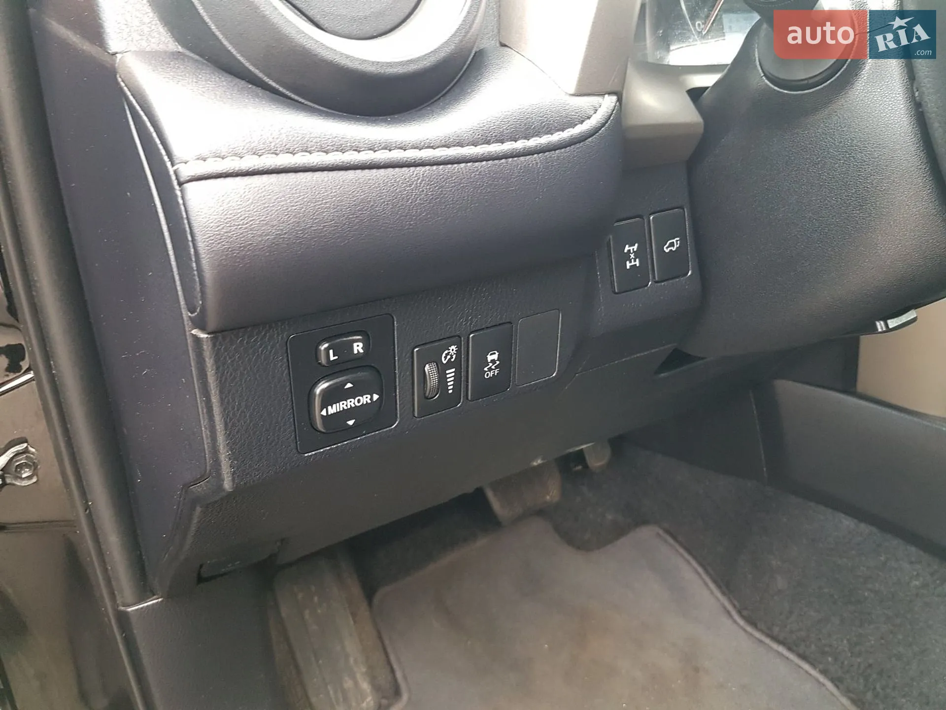 2013 Toyota RAV 4 - мініатюра 26