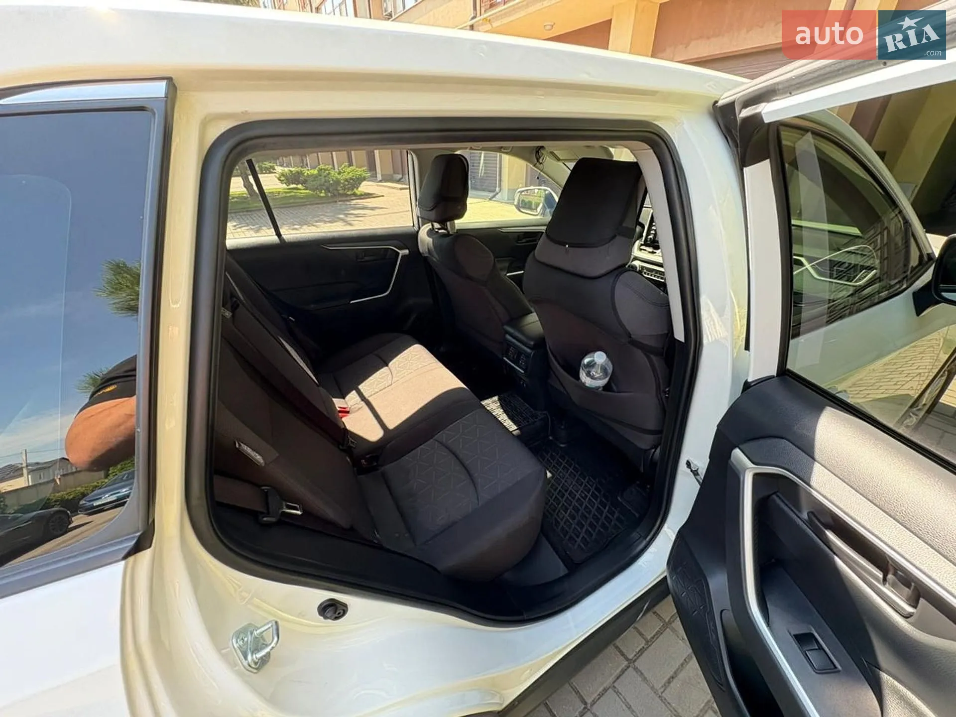 2019 Toyota RAV 4 - мініатюра 10