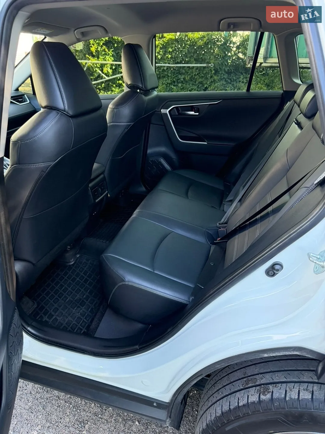 2022 Toyota RAV 4 - мініатюра 12
