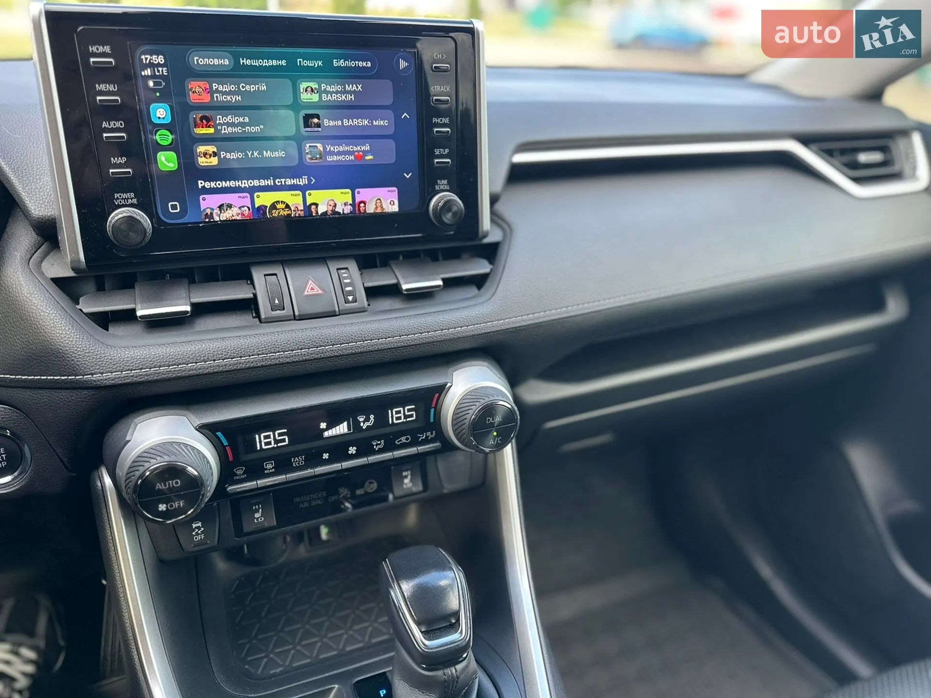 2022 Toyota RAV 4 - мініатюра 19