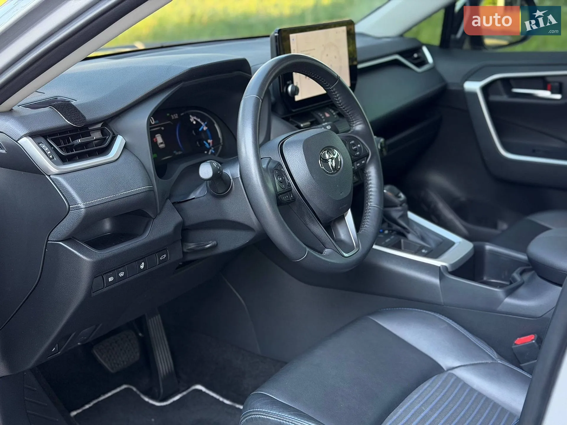 2024 Toyota RAV 4 - мініатюра 16