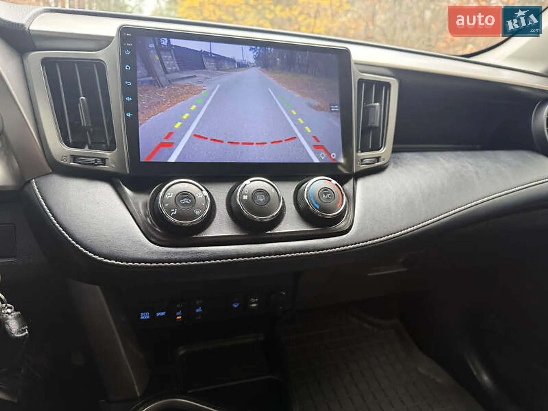 2018 Toyota RAV 4 - мініатюра 17