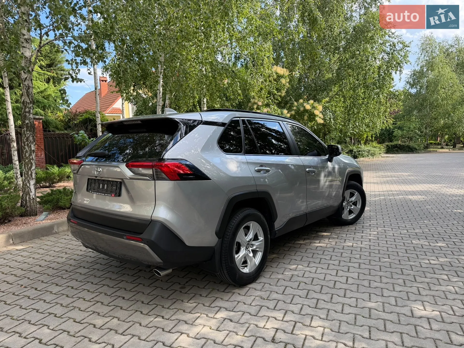 2019 Toyota RAV 4 - мініатюра 10