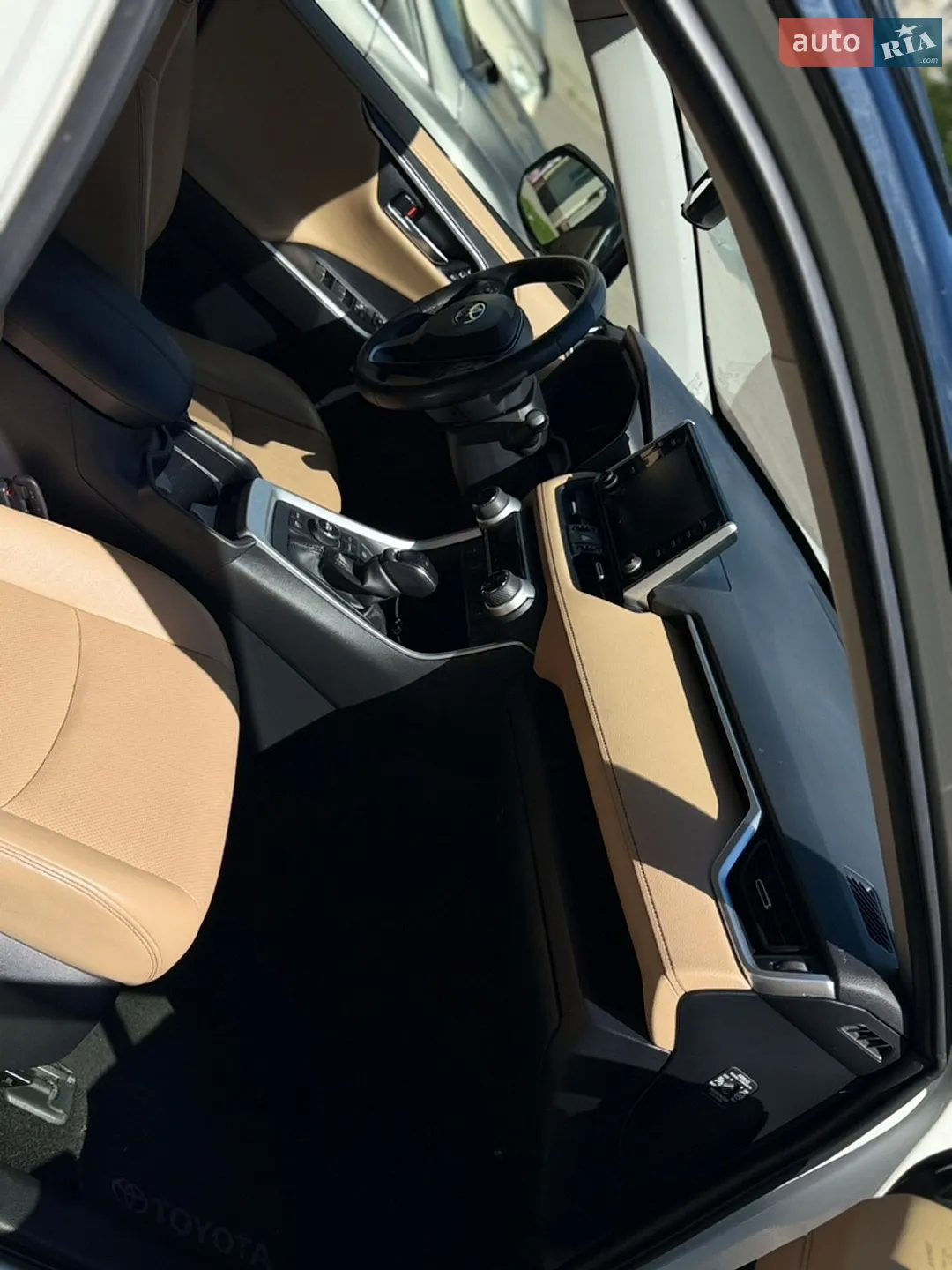 2020 Toyota RAV 4 - мініатюра 15