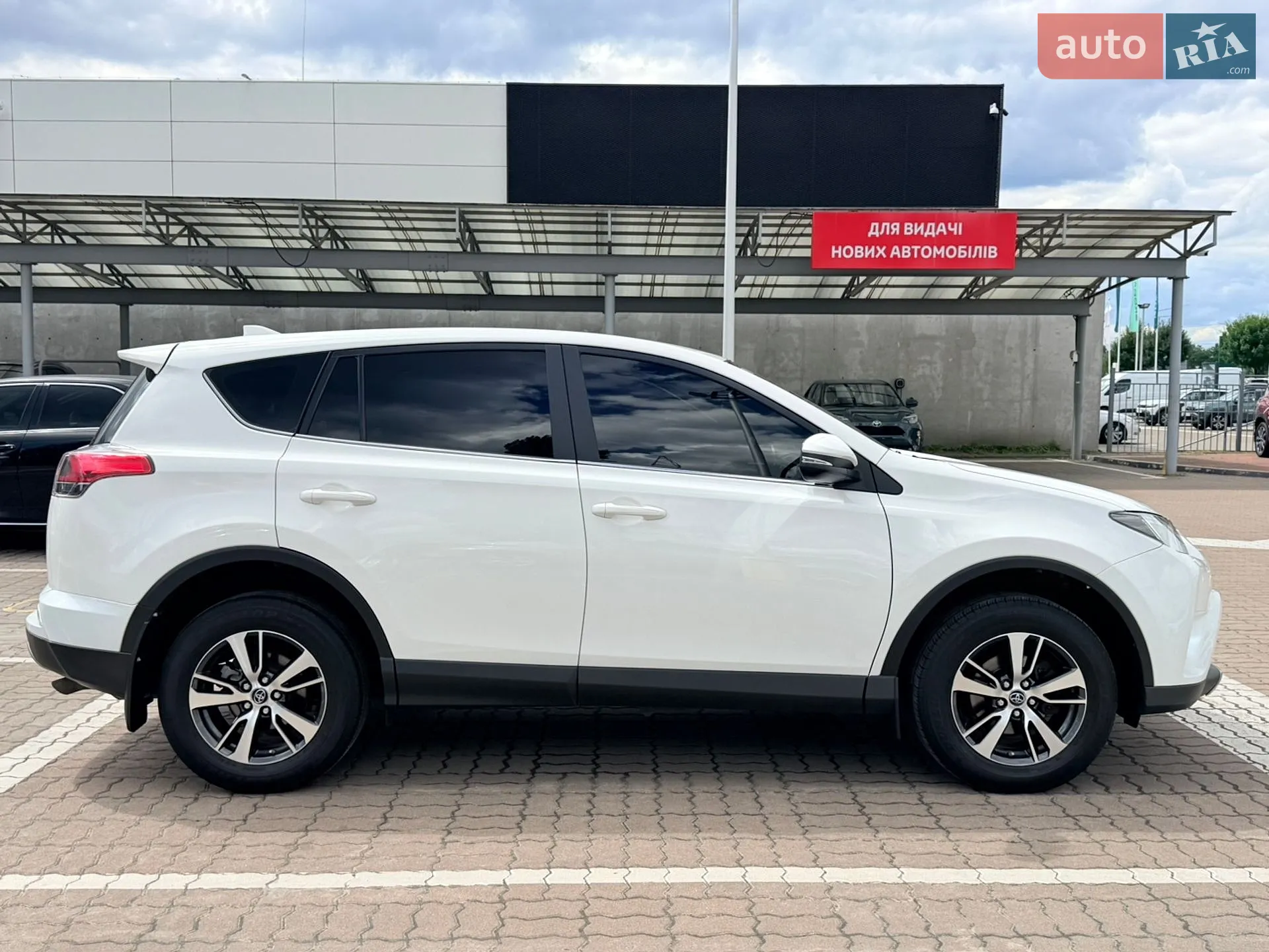 2018 Toyota RAV 4 - мініатюра 3