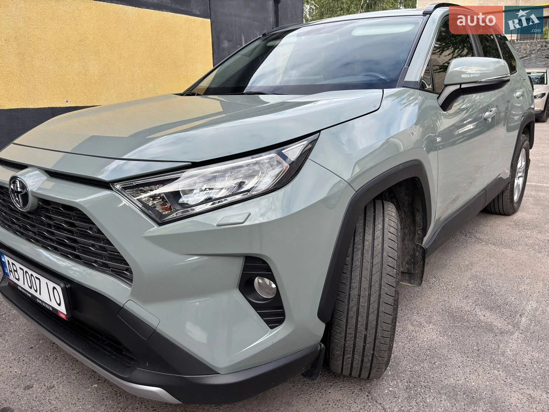 2019 Toyota RAV 4 - мініатюра 9