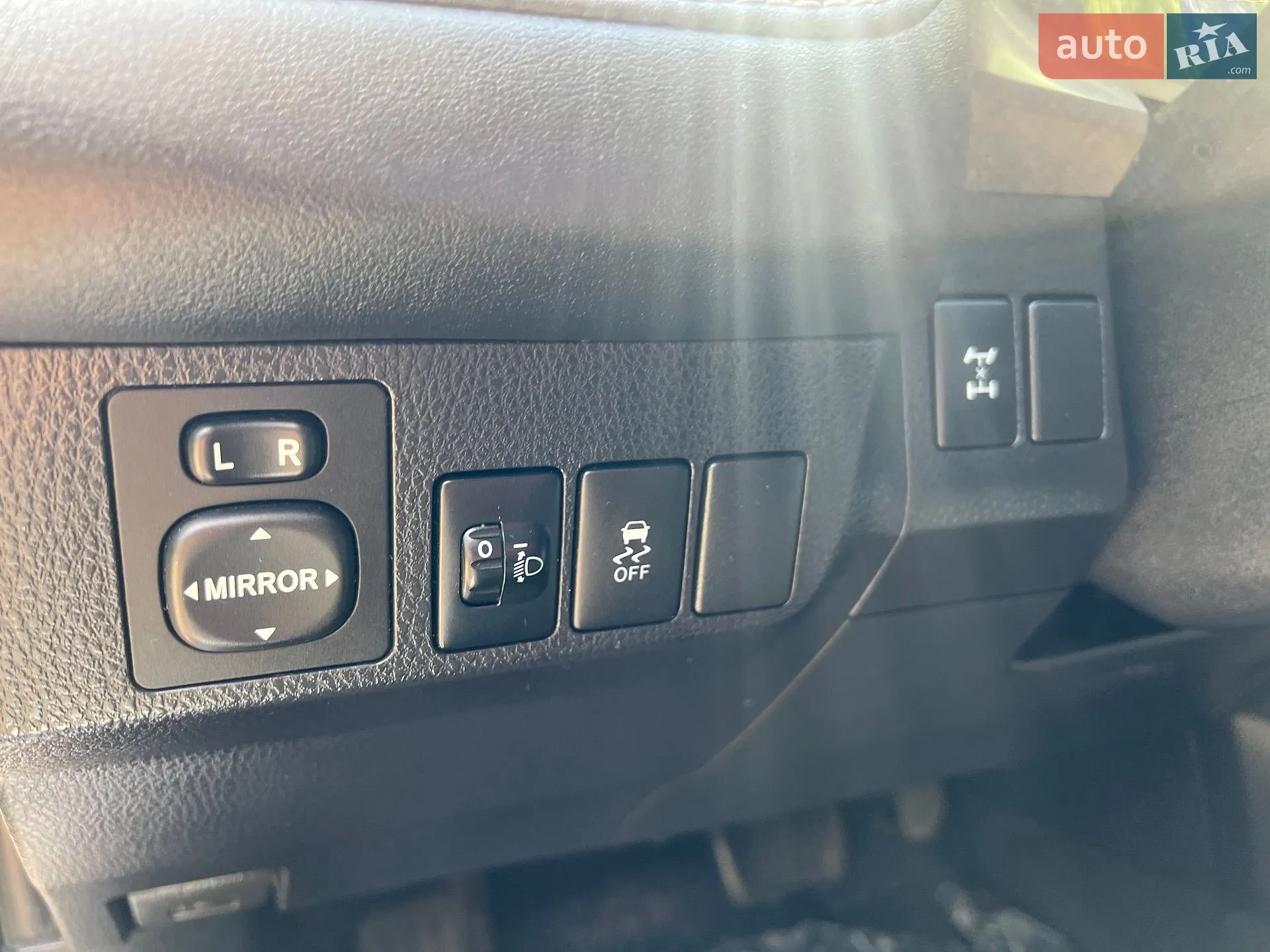 2013 Toyota RAV 4 - мініатюра 12