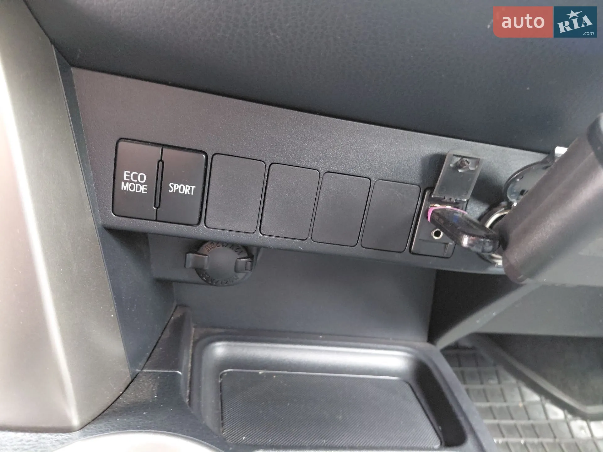 2015 Toyota RAV 4 - мініатюра 14