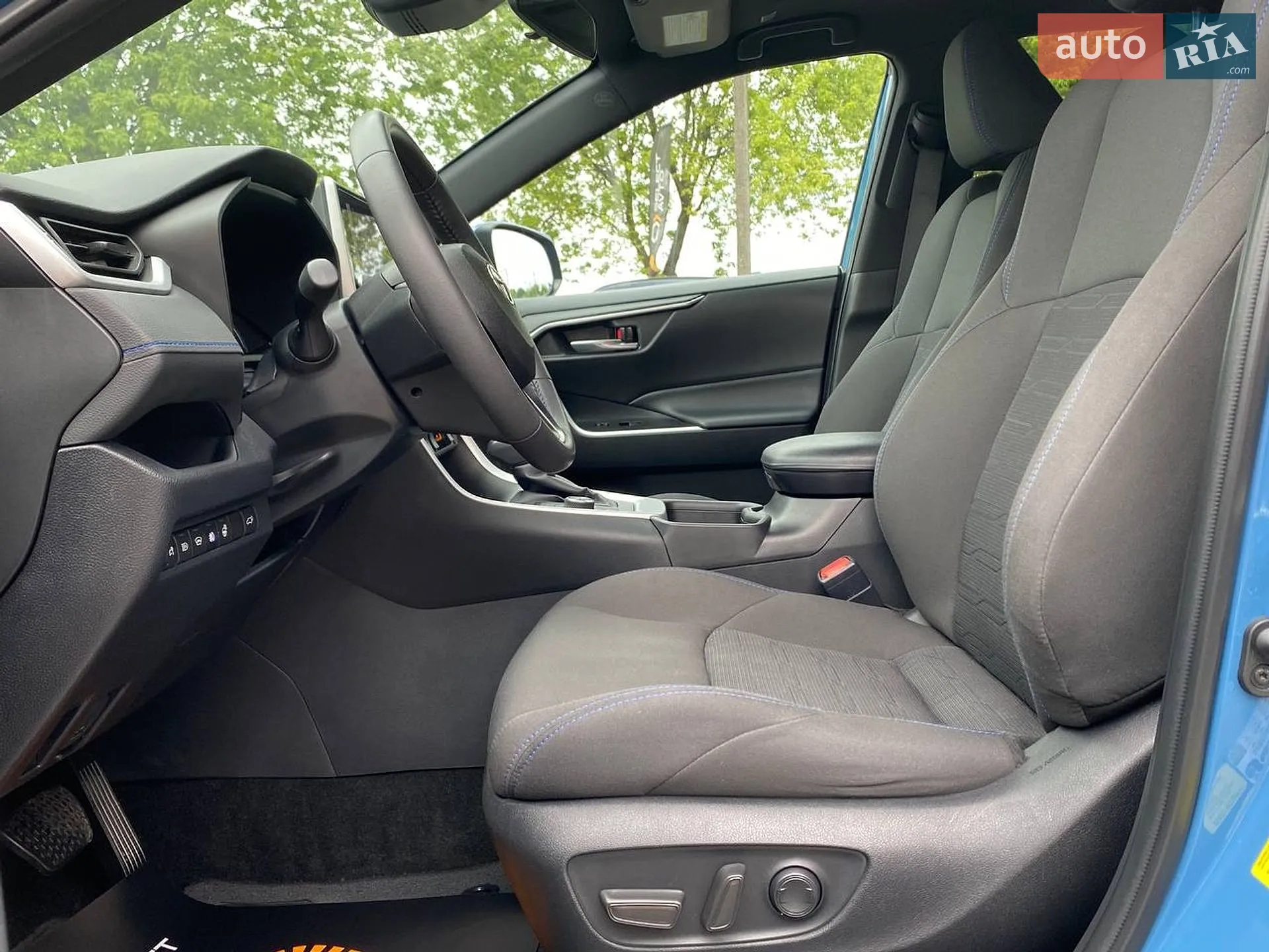 2024 Toyota RAV 4 - мініатюра 10