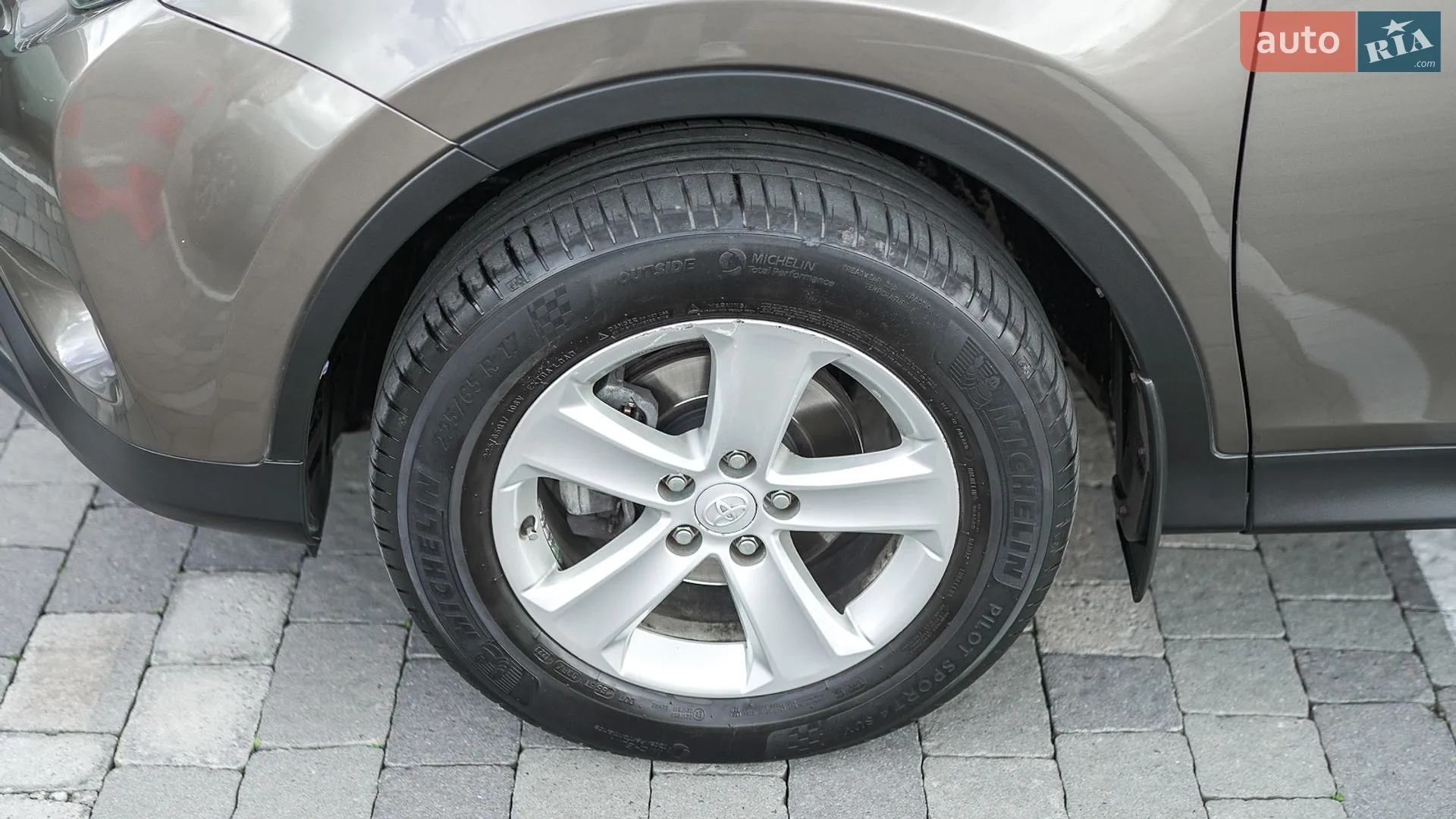 2014 Toyota RAV 4 - мініатюра 12