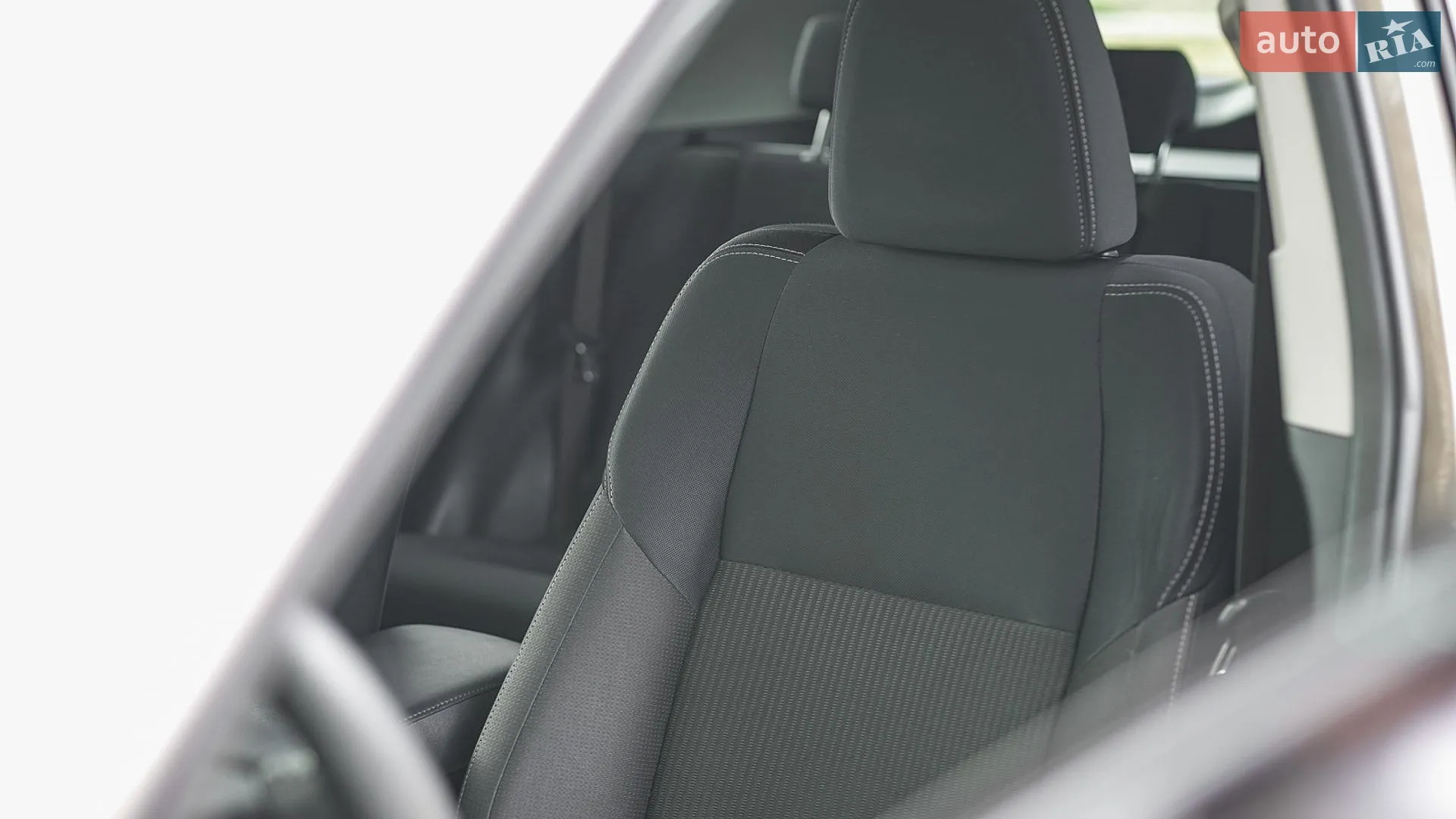 2014 Toyota RAV 4 - мініатюра 16