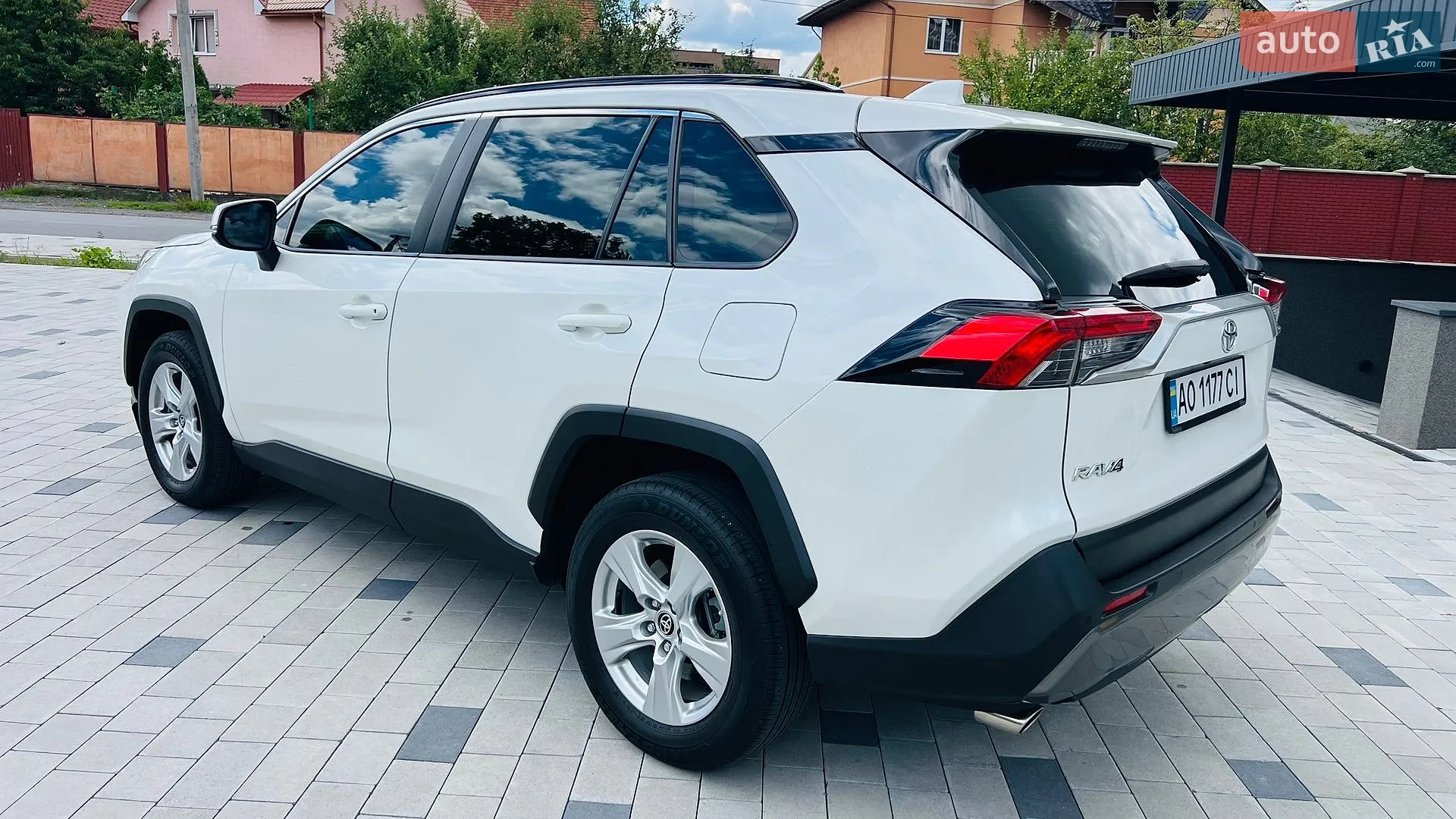 2020 Toyota RAV 4 - мініатюра 10