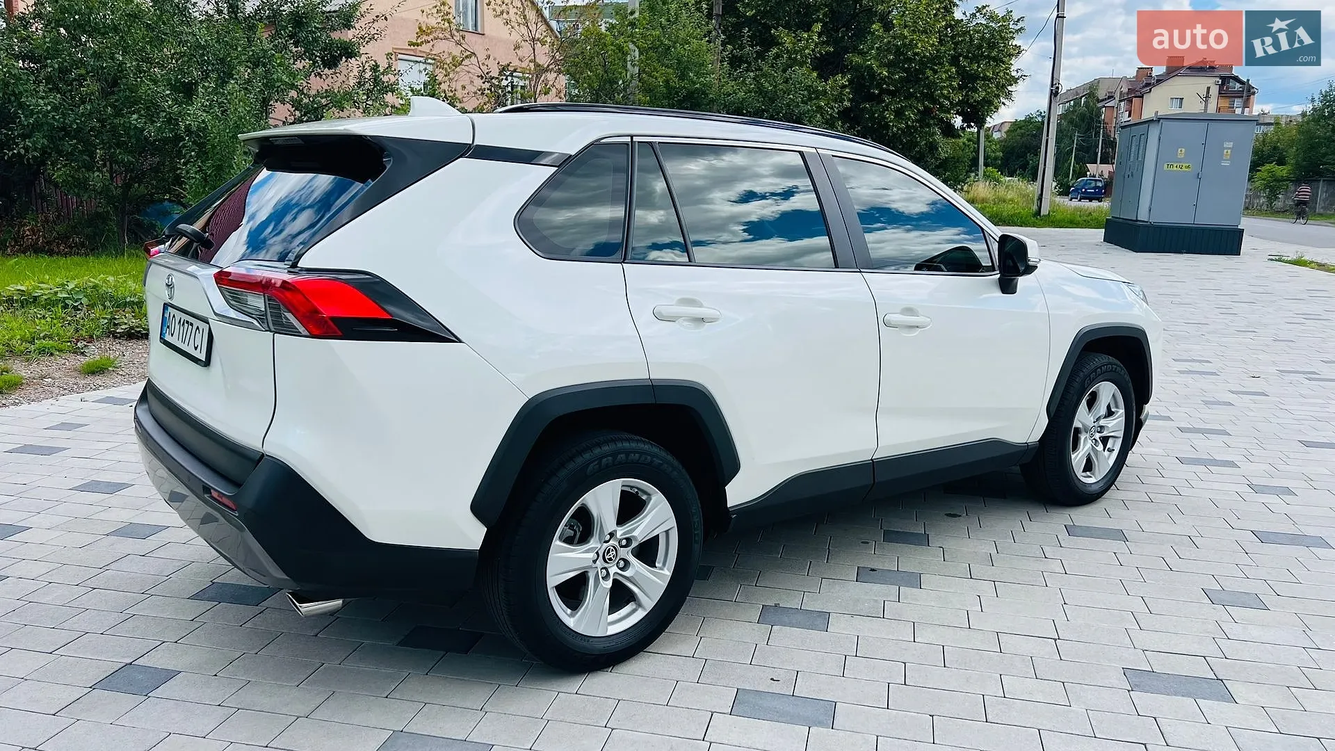 2020 Toyota RAV 4 - мініатюра 15
