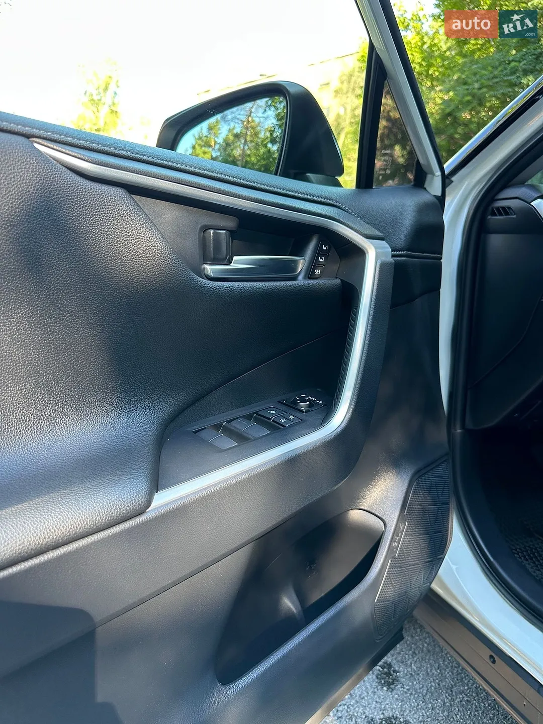 2021 Toyota RAV 4 - мініатюра 25