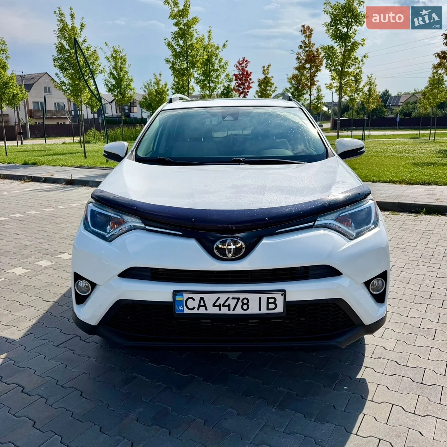2017 Toyota RAV 4 - мініатюра 2