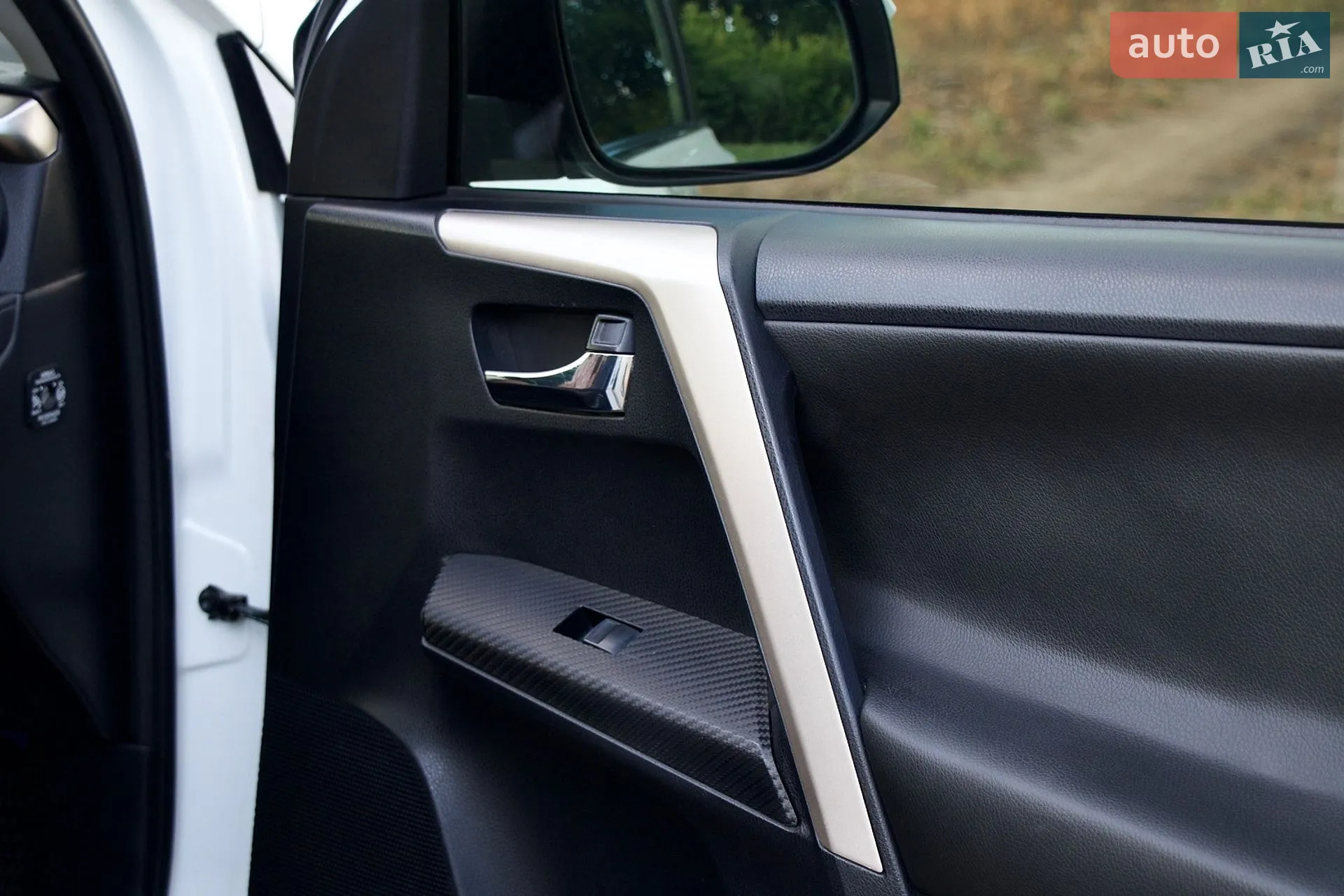 2013 Toyota RAV 4 - мініатюра 39