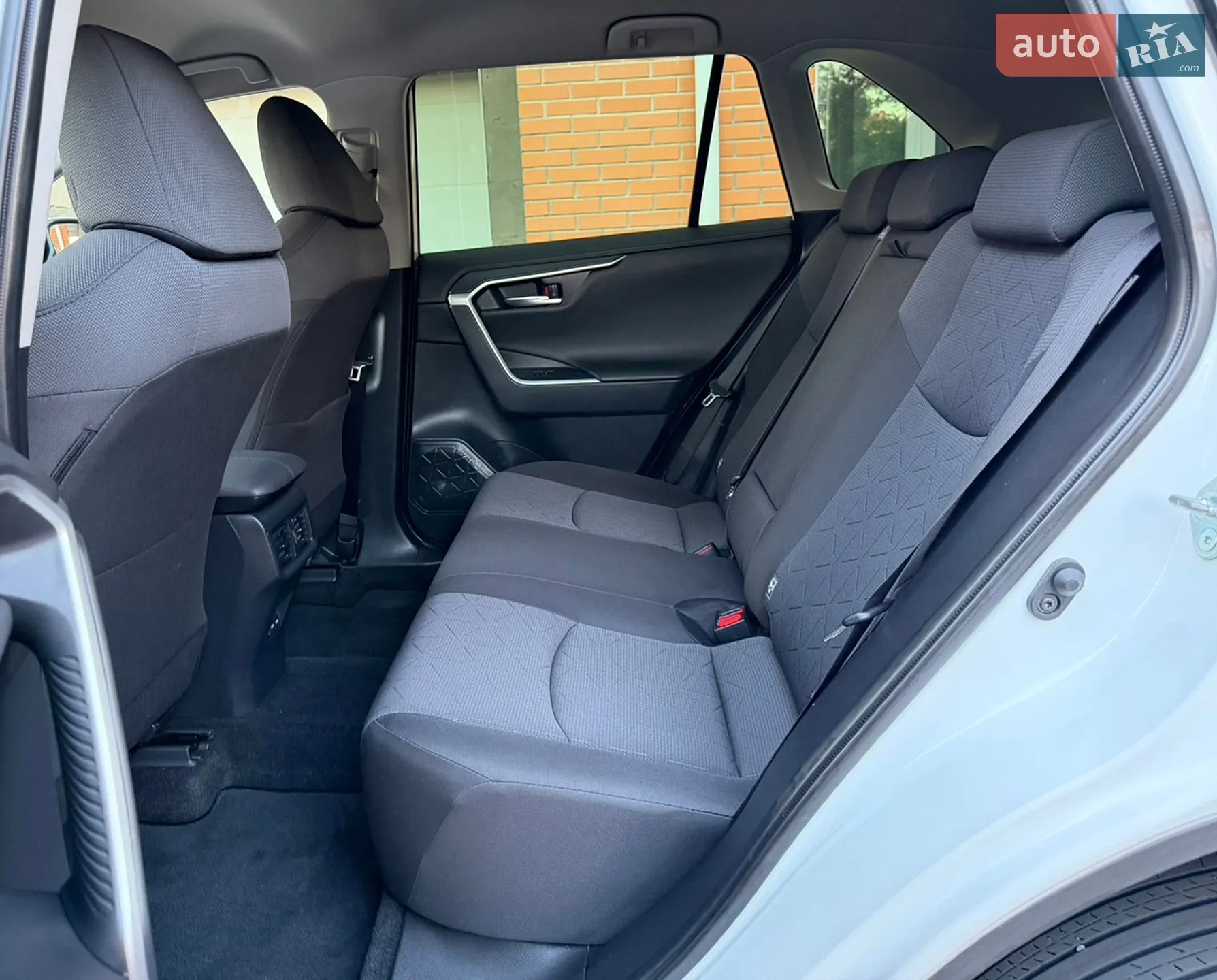 2022 Toyota RAV 4 - мініатюра 28