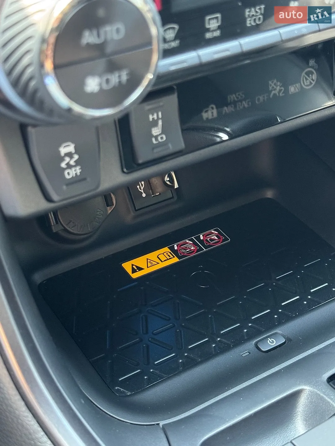 2024 Toyota RAV 4 - мініатюра 12