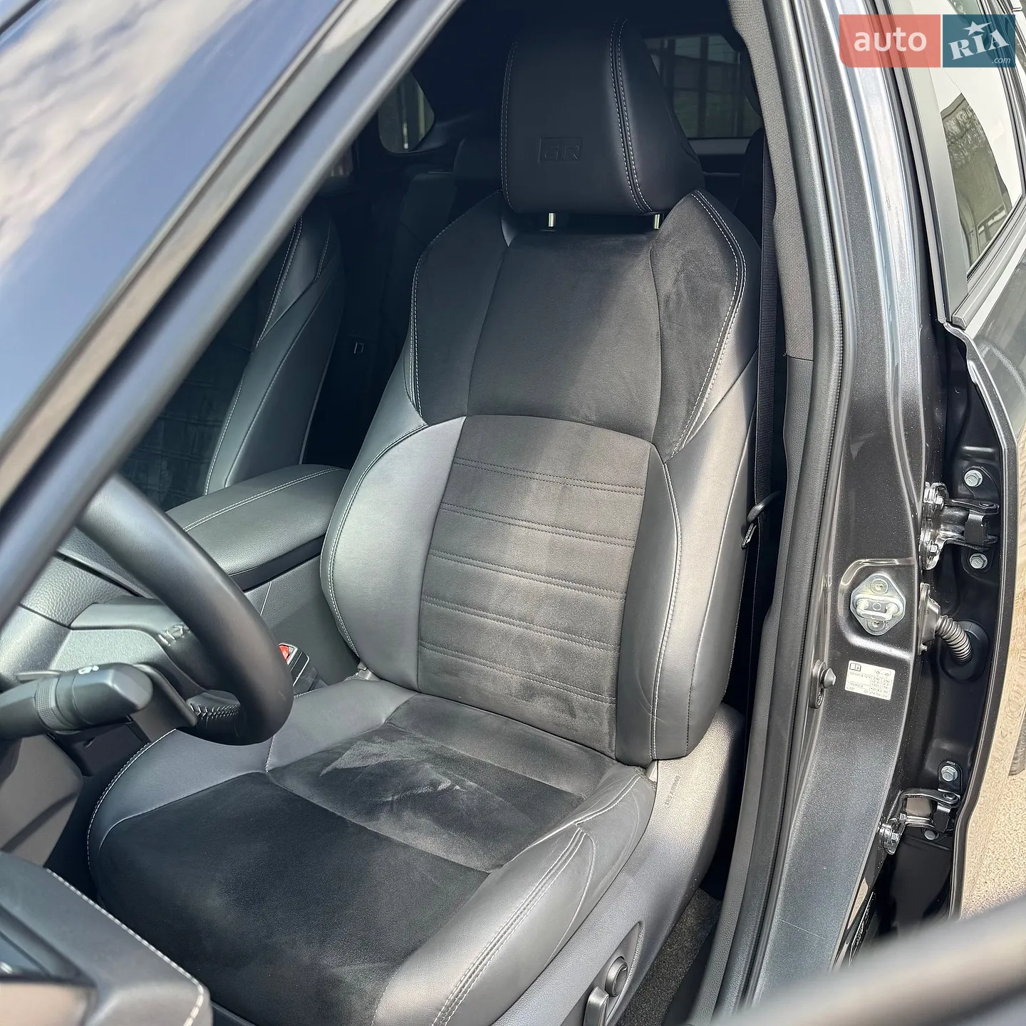 2024 Toyota RAV 4 - мініатюра 24