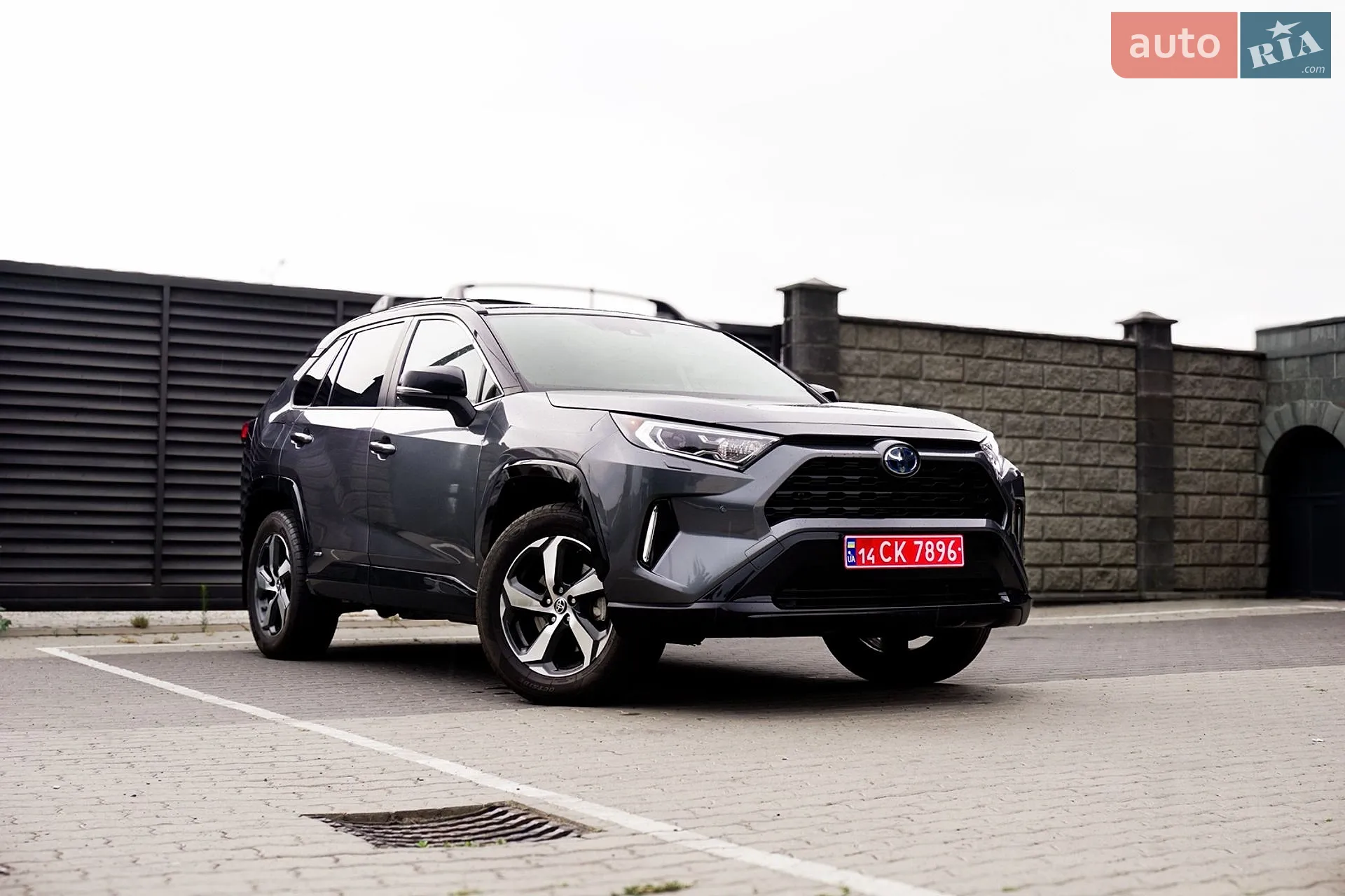 2021 Toyota RAV 4 - фото 1