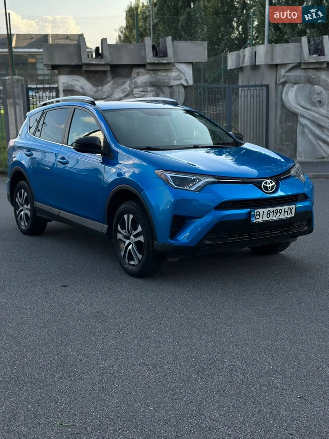 2016 Toyota RAV 4 - мініатюра 6