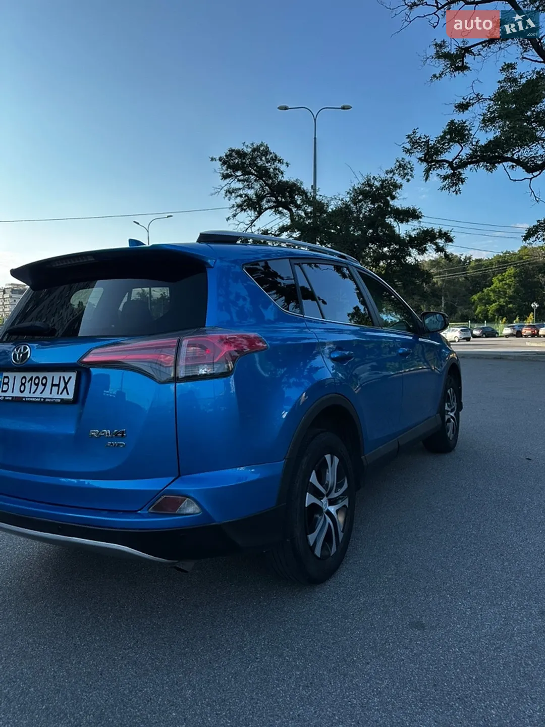 2016 Toyota RAV 4 - мініатюра 12