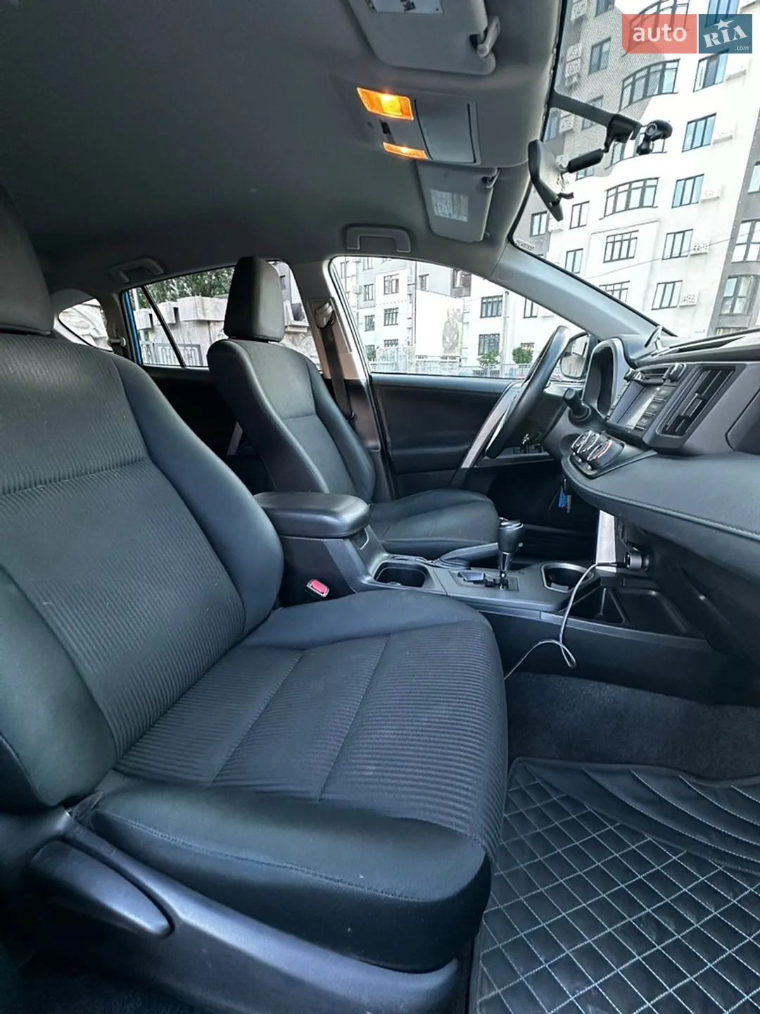 2016 Toyota RAV 4 - мініатюра 28