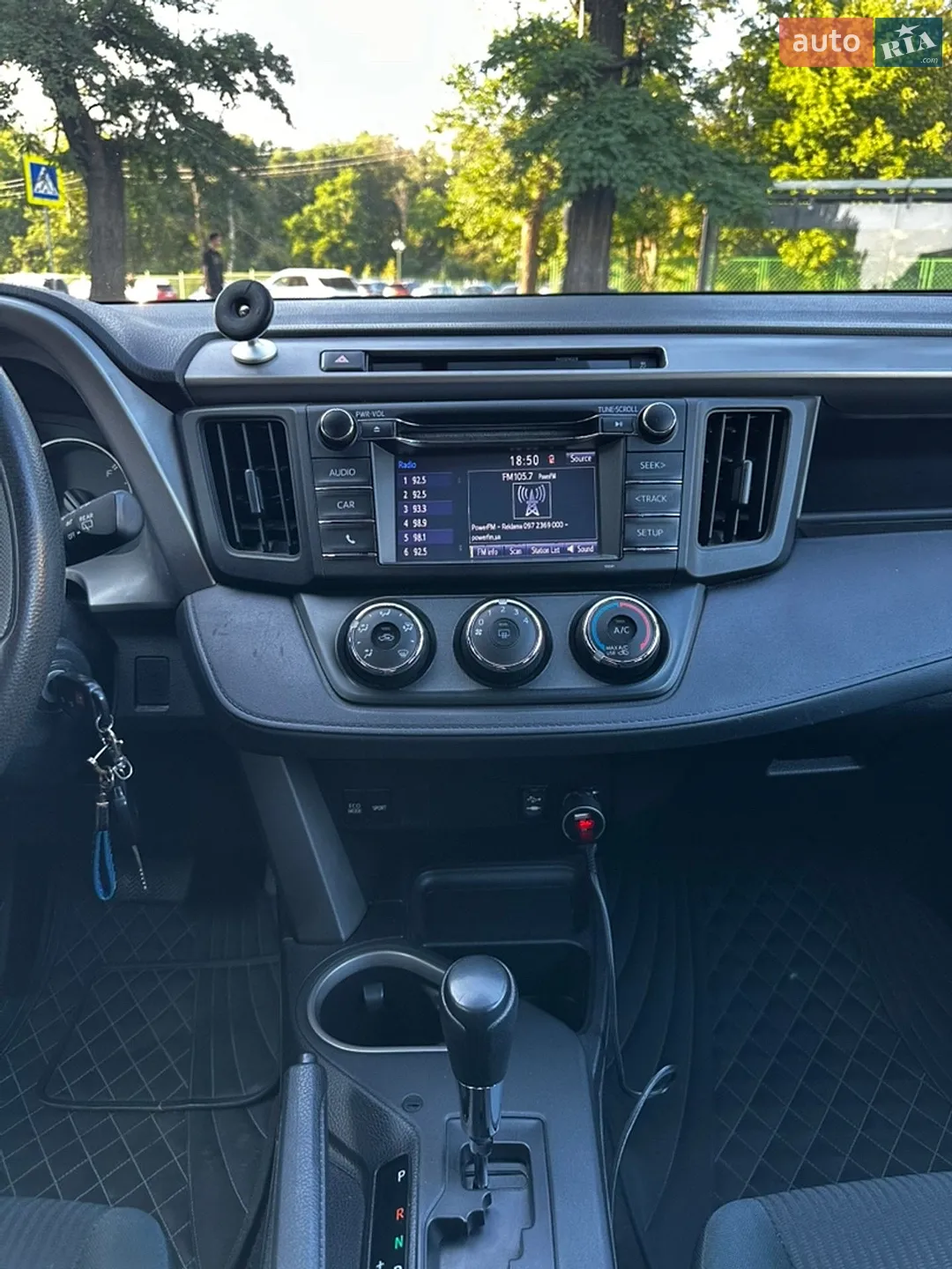 2016 Toyota RAV 4 - мініатюра 27