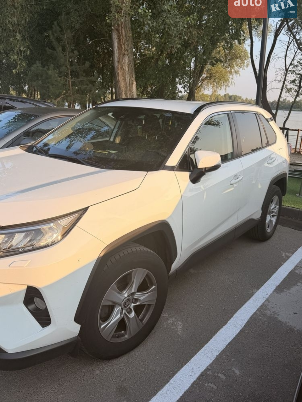 2021 Toyota RAV 4 - мініатюра 18