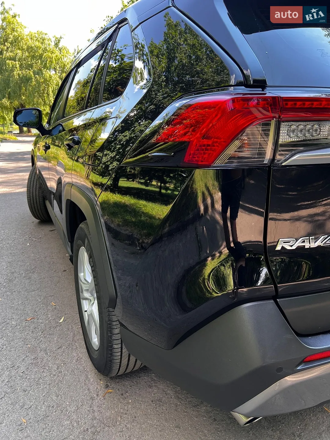 2020 Toyota RAV 4 - мініатюра 8