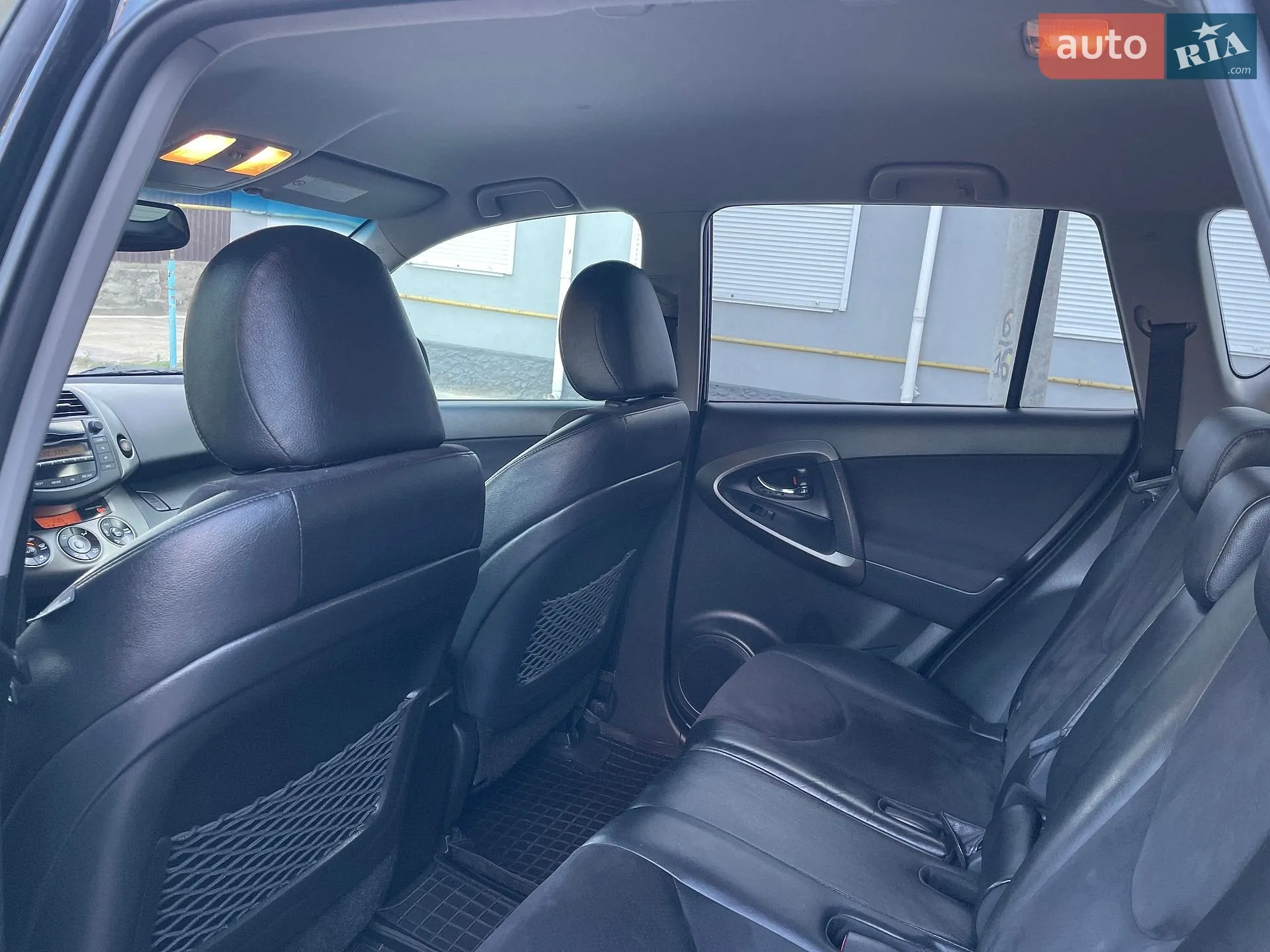 2011 Toyota RAV 4 - мініатюра 153