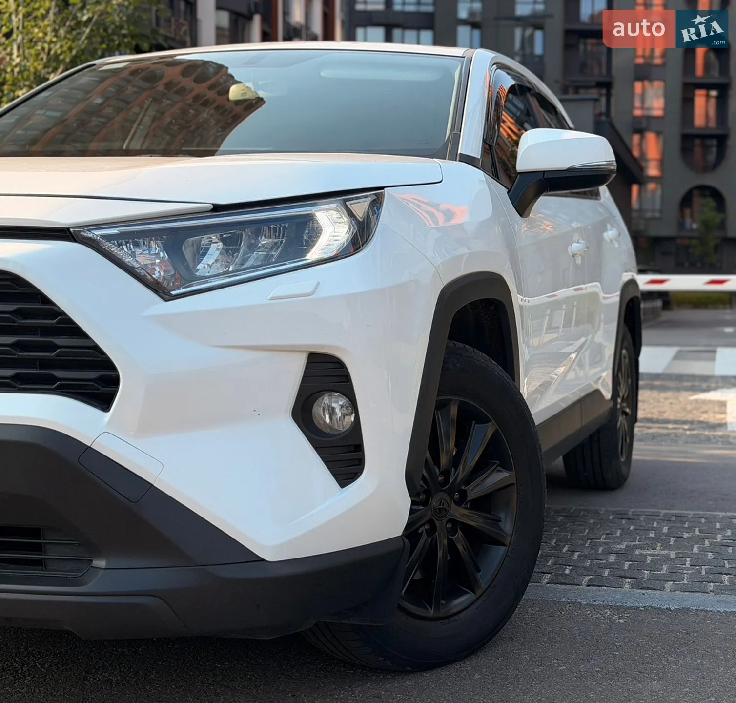 2018 Toyota RAV 4 - мініатюра 7