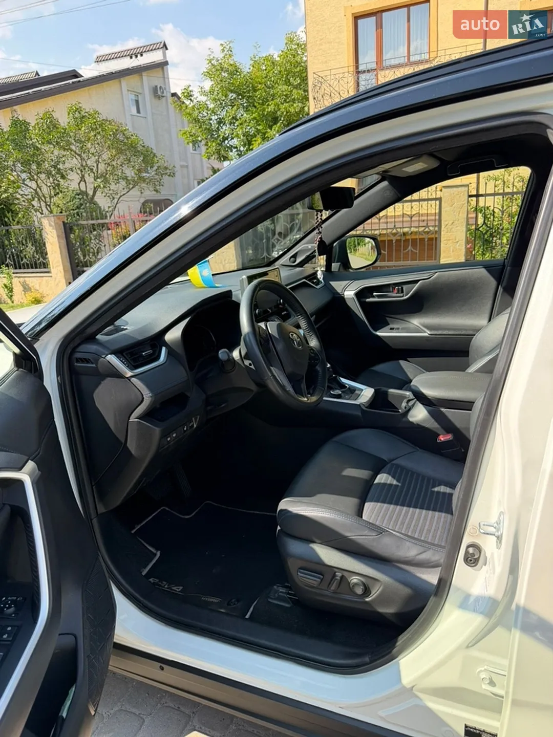 2022 Toyota RAV 4 - мініатюра 8