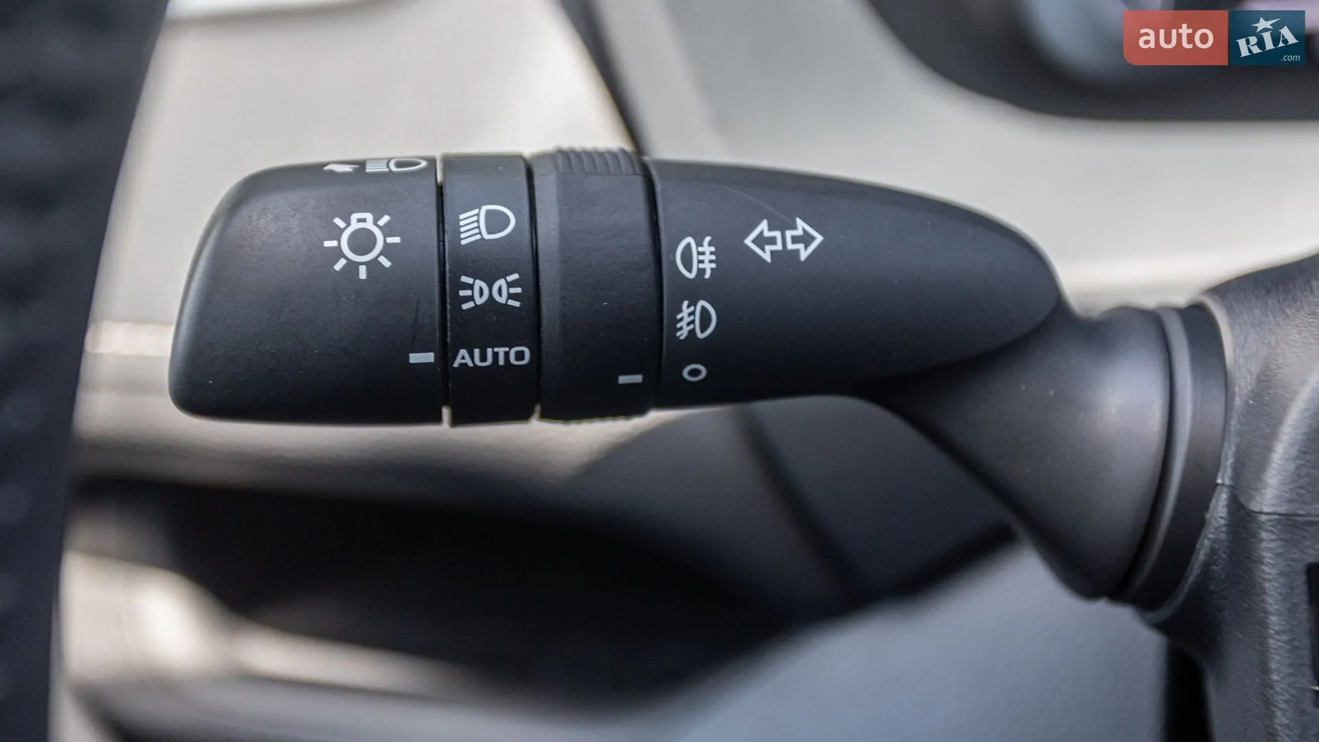 2023 Toyota RAV 4 - мініатюра 25
