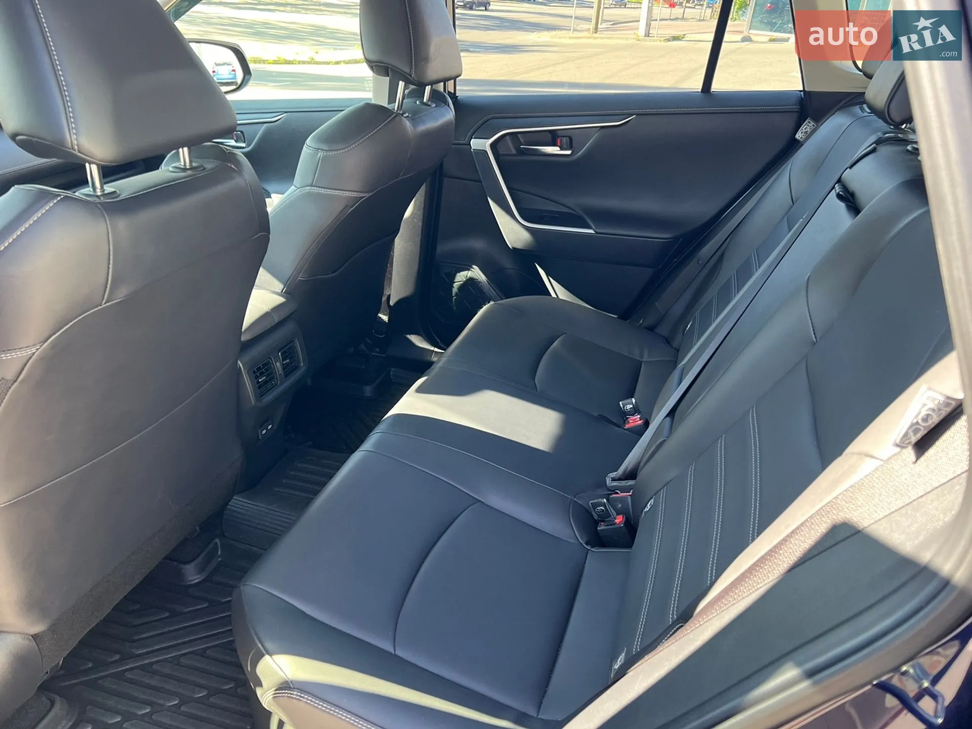 2023 Toyota RAV 4 - мініатюра 22