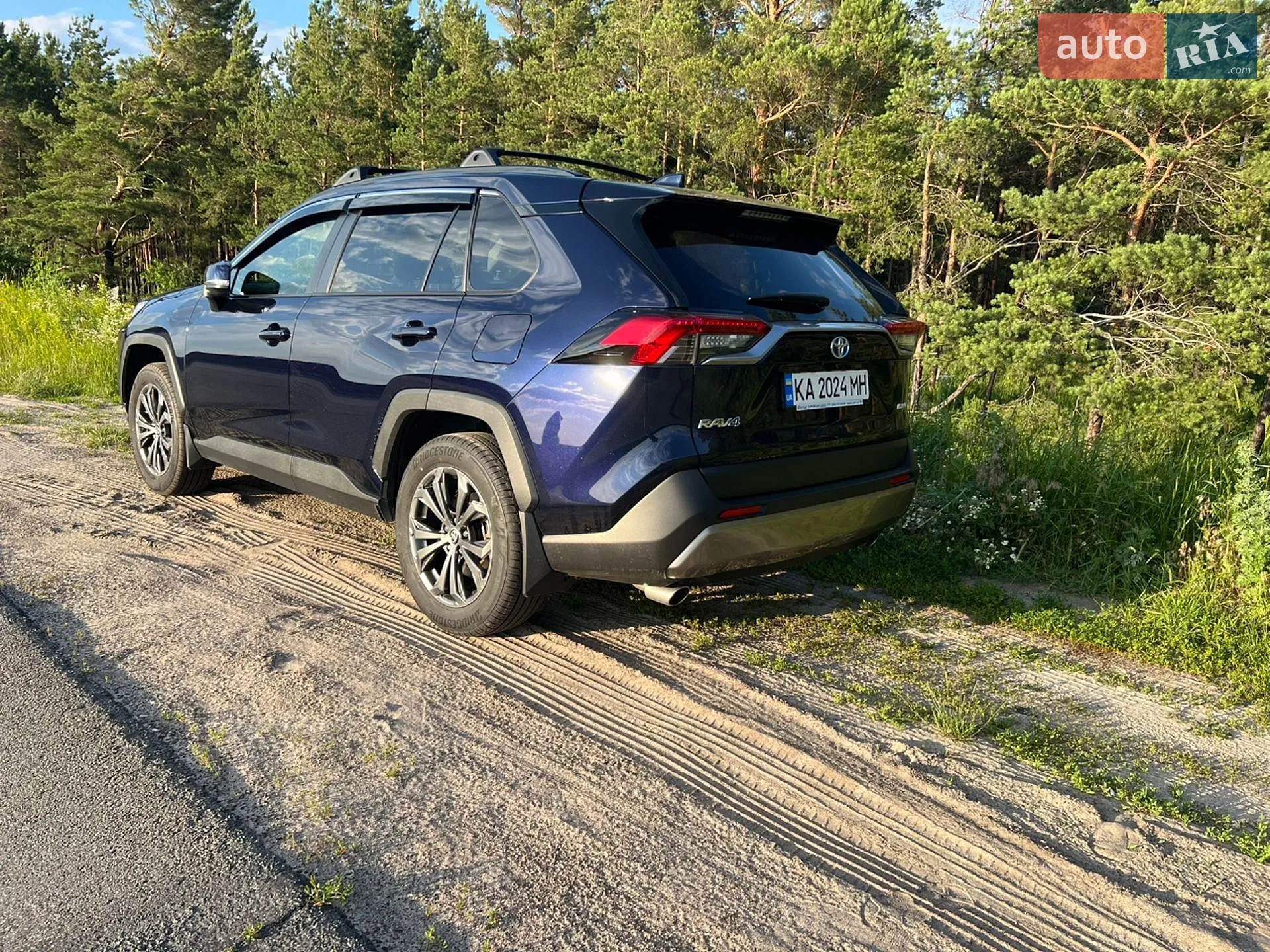 2023 Toyota RAV 4 - мініатюра 12