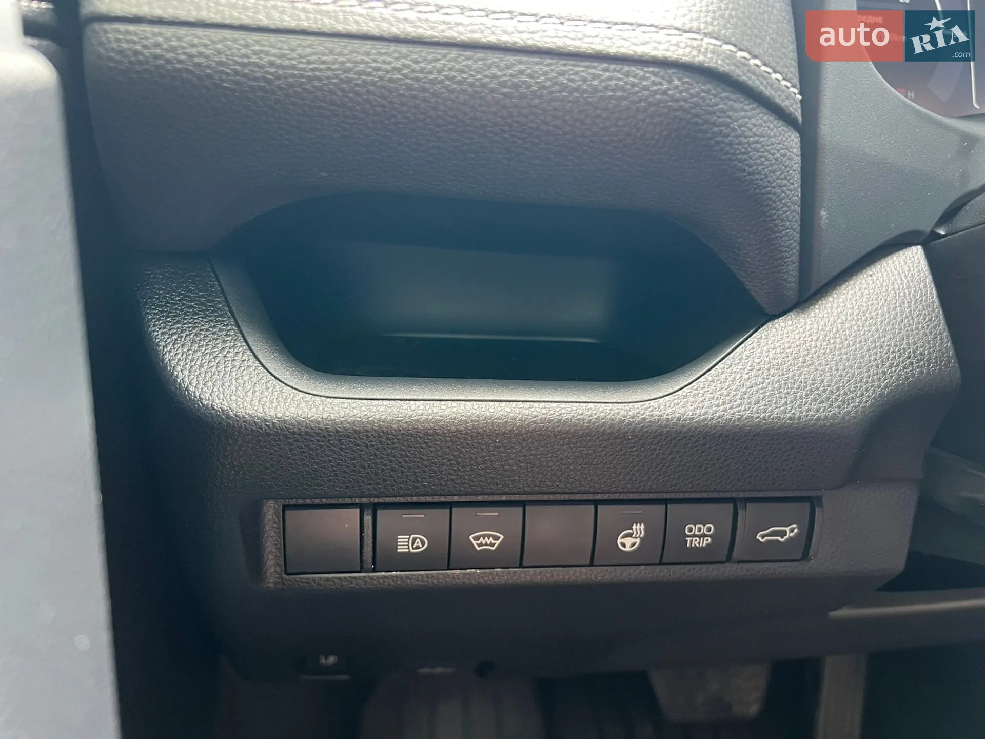 2023 Toyota RAV 4 - мініатюра 24