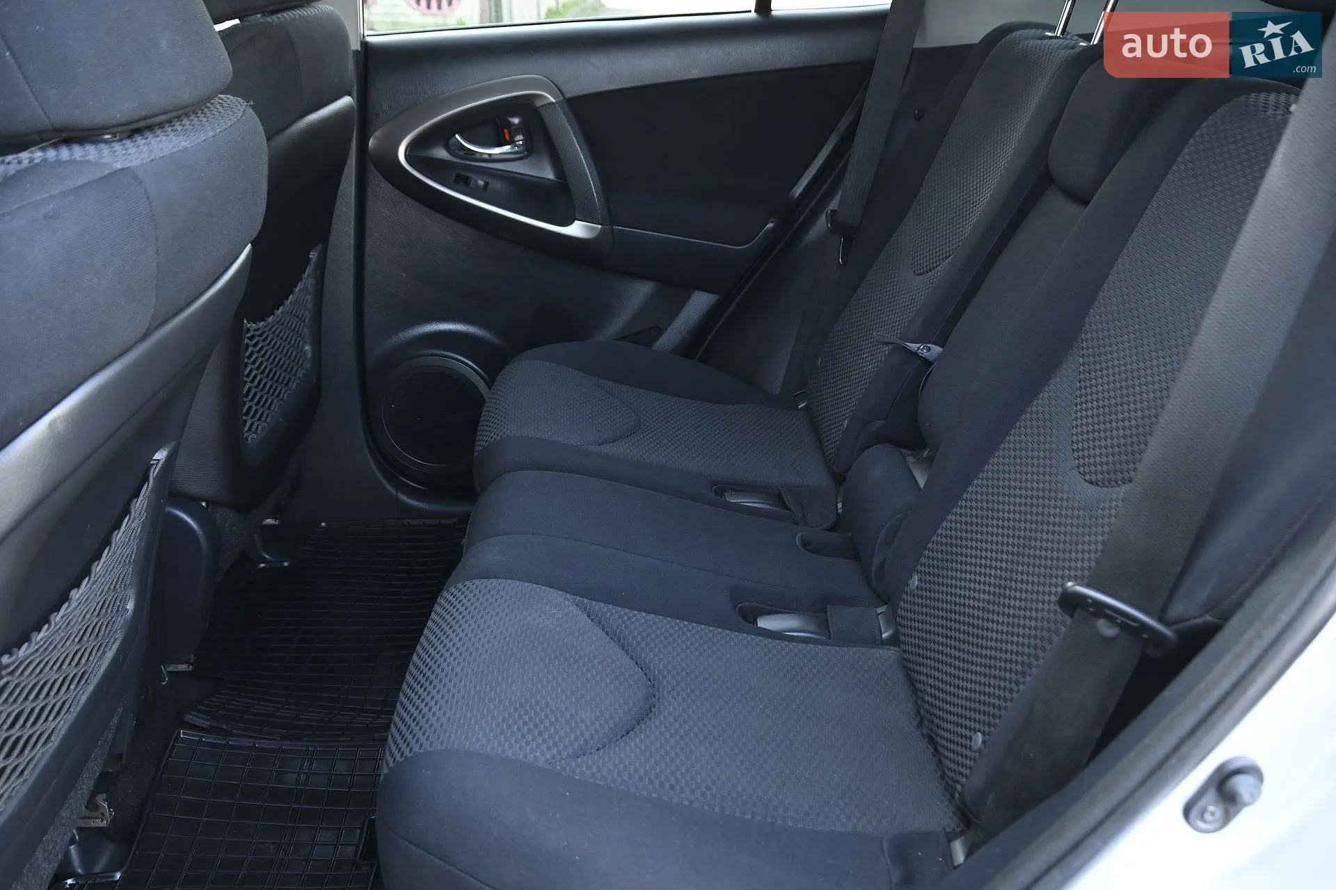 2010 Toyota RAV 4 - мініатюра 29