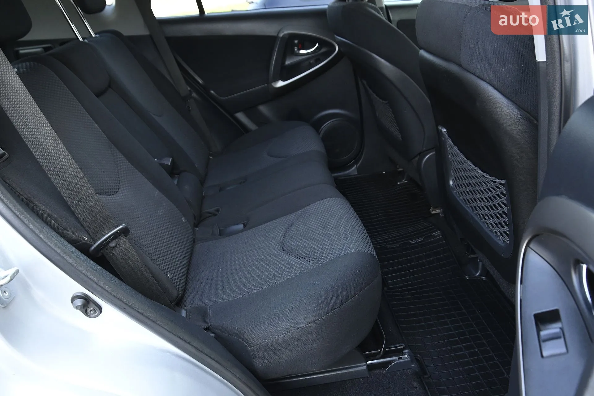 2010 Toyota RAV 4 - мініатюра 32