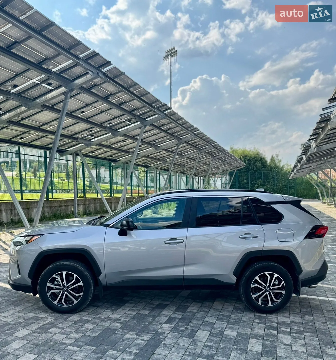 2025 Toyota RAV 4 - мініатюра 3