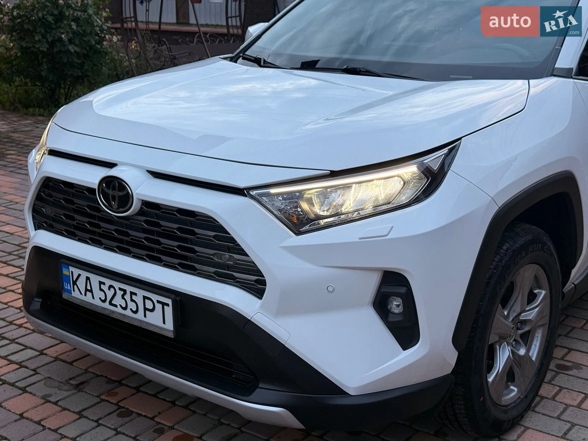 2022 Toyota RAV 4 - мініатюра 3