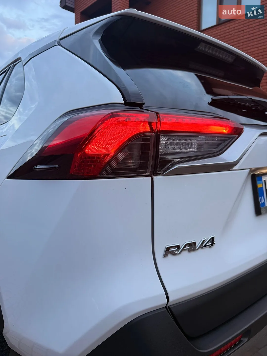 2022 Toyota RAV 4 - мініатюра 18